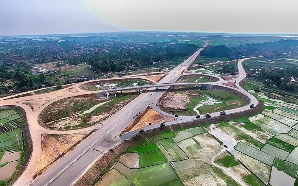 Đầu tư bất động sản gần cao tốc