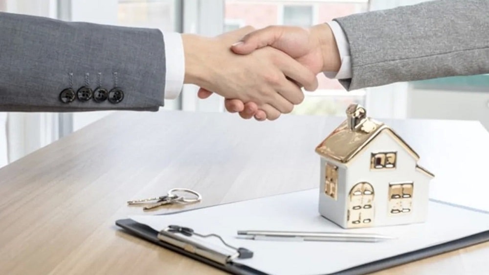 Thương lượng giá cả và đặt cọc khi mua nhà đất